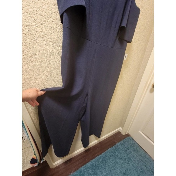 NWT KARL LAGERFELD Cold Shoulder Jumpsuit Navy Blue Size 14 - Picture 6 of 8